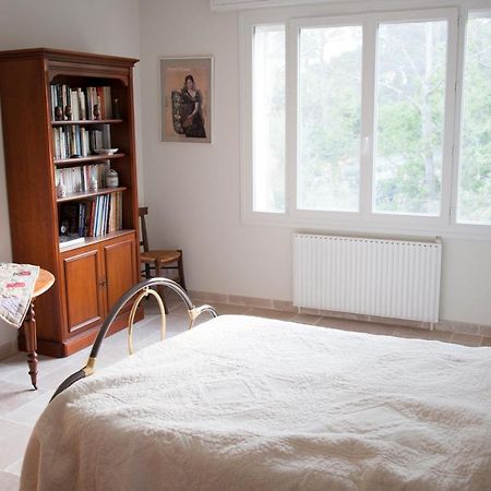 Bed and Breakfast La Garriniere Saint-Raphaël Exteriér fotografie